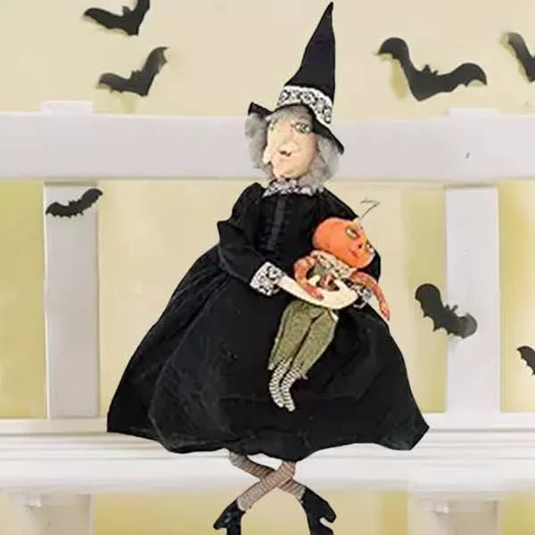 witch-marleigh-31 Witch – Marleigh – 31″